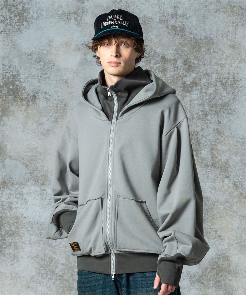 タイムセール Layered Neck Hoodie / レイヤードネックフーディ glamb グラム 特別価格