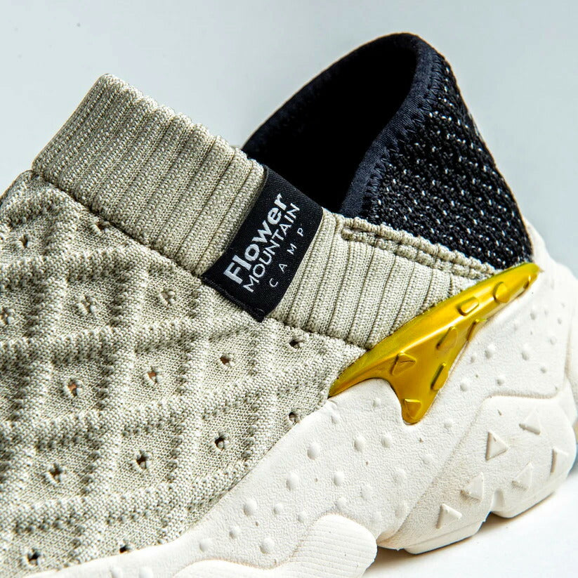Flower MOUNTAIN フラワーマウンテン CAMP KNIT キャンプ アイボリー