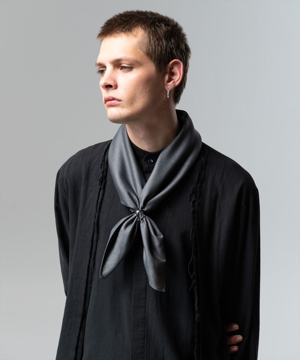 Oversized Glossy Scarf / オーバーサイズグロッシースカーフ glamb グラム