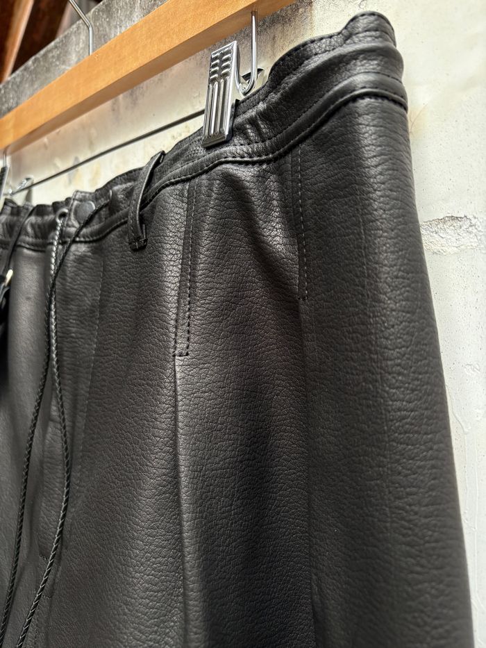 SEVESKIG セヴシグ Track Cow Leather Shorts トラック レザー ショートパンツ