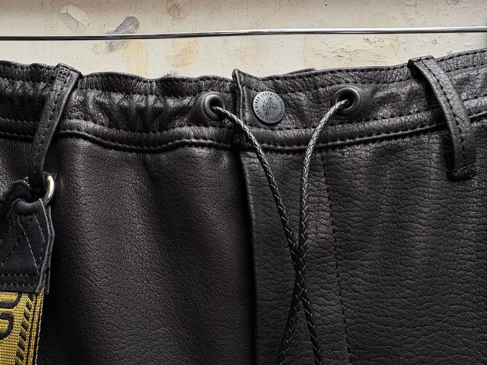SEVESKIG セヴシグ Track Cow Leather Shorts トラック レザー ショートパンツ