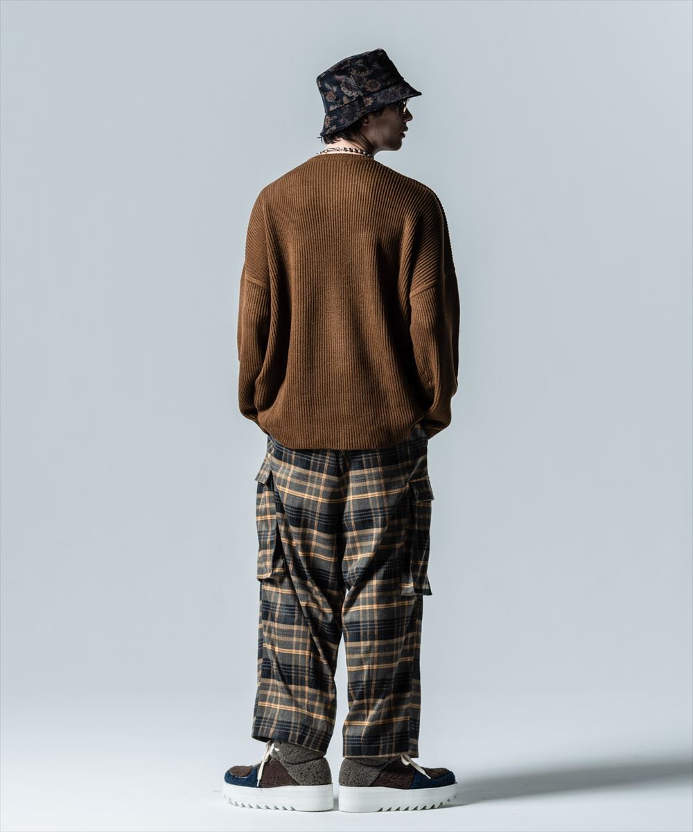 glamb グラム Rubber Tag Knit ラバータグニット